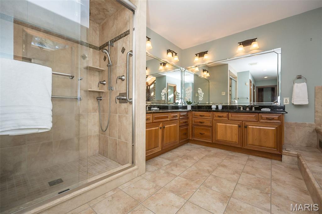 1673 Frontenac Woods Lane