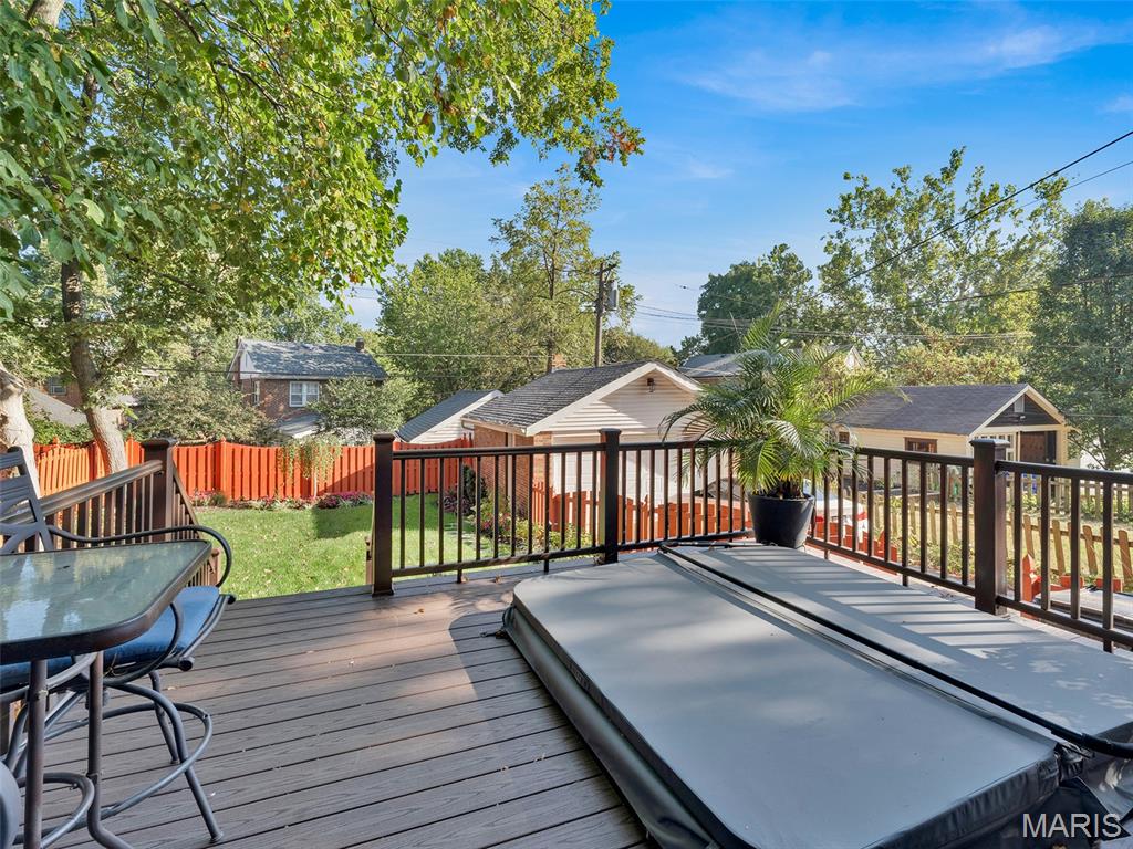 7217 Shaftesbury Avenue