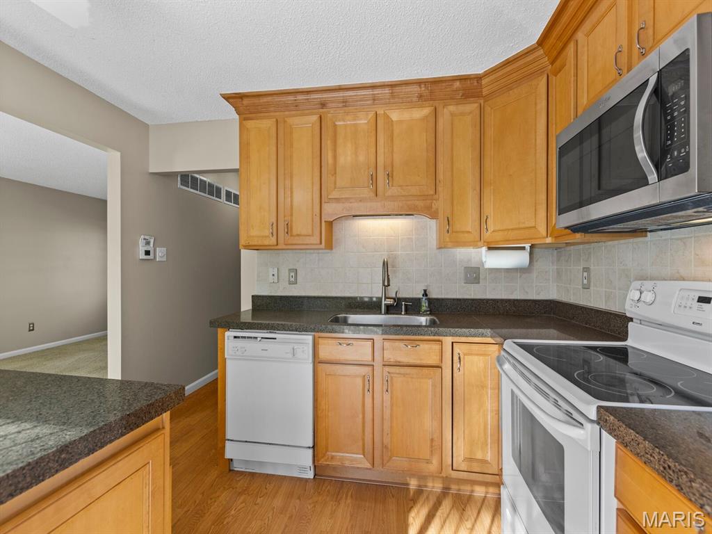 13338 Hiddendale Lane