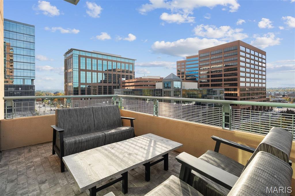 8025 Maryland Avenue Unit: 4J