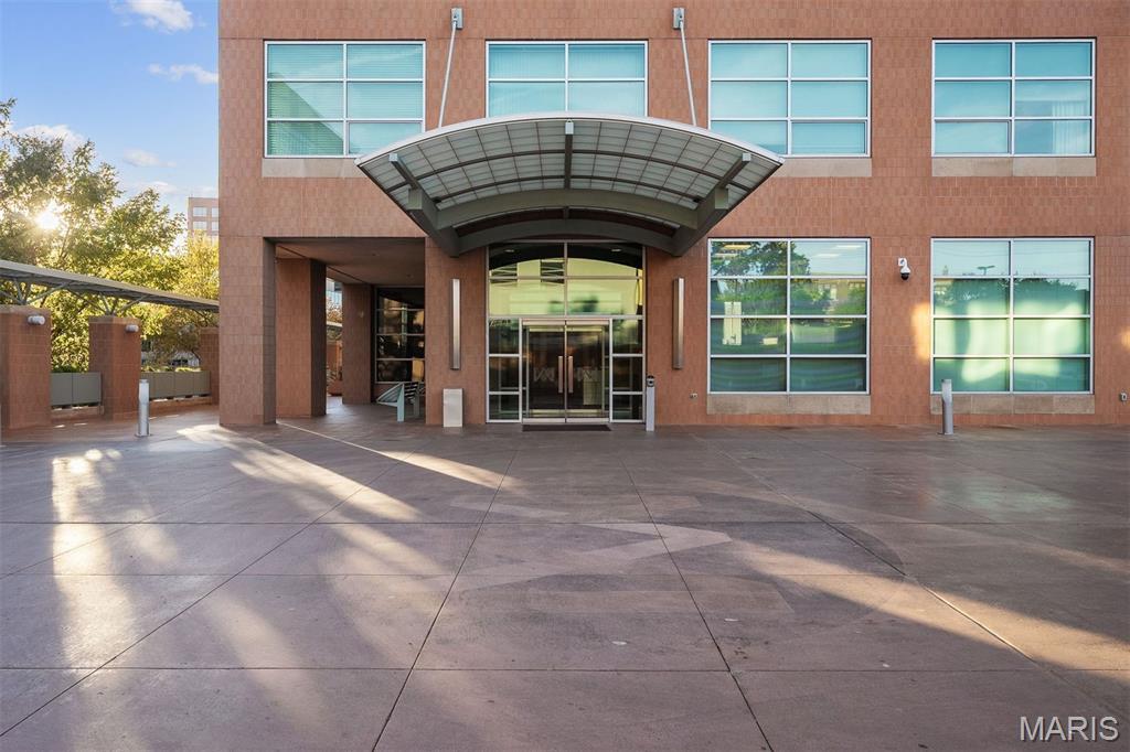 8025 Maryland Avenue Unit: 4J