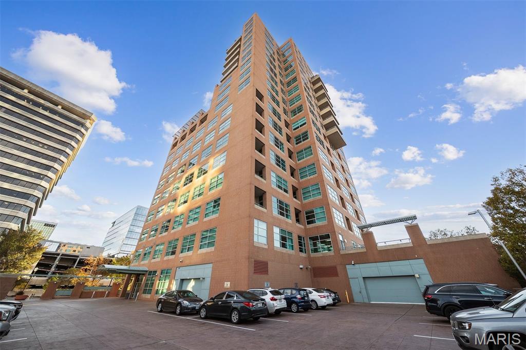 8025 Maryland Avenue Unit: 4J