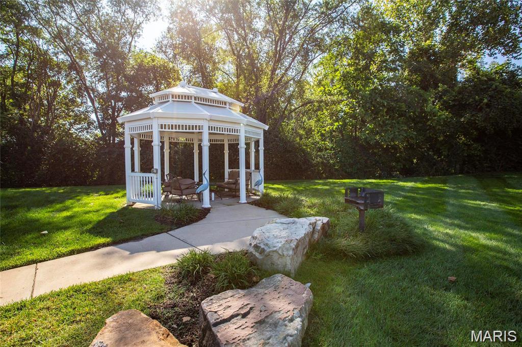 2716 McKnight Crossing Court