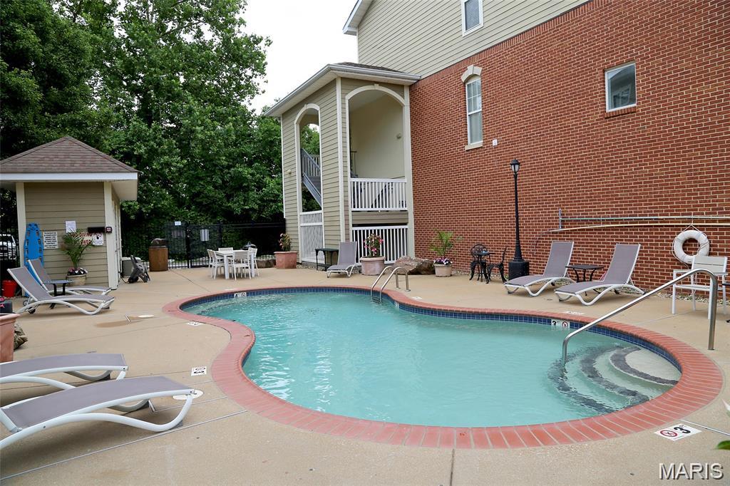 2716 McKnight Crossing Court