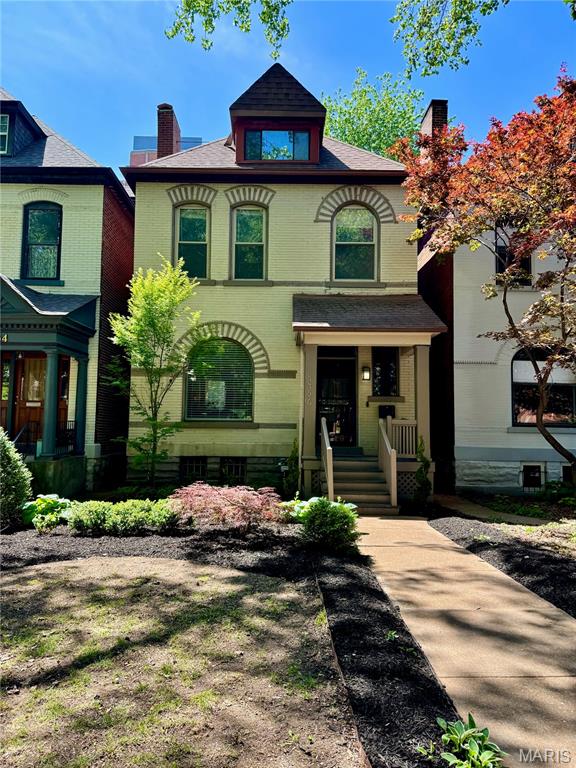4456 Laclede Avenue
