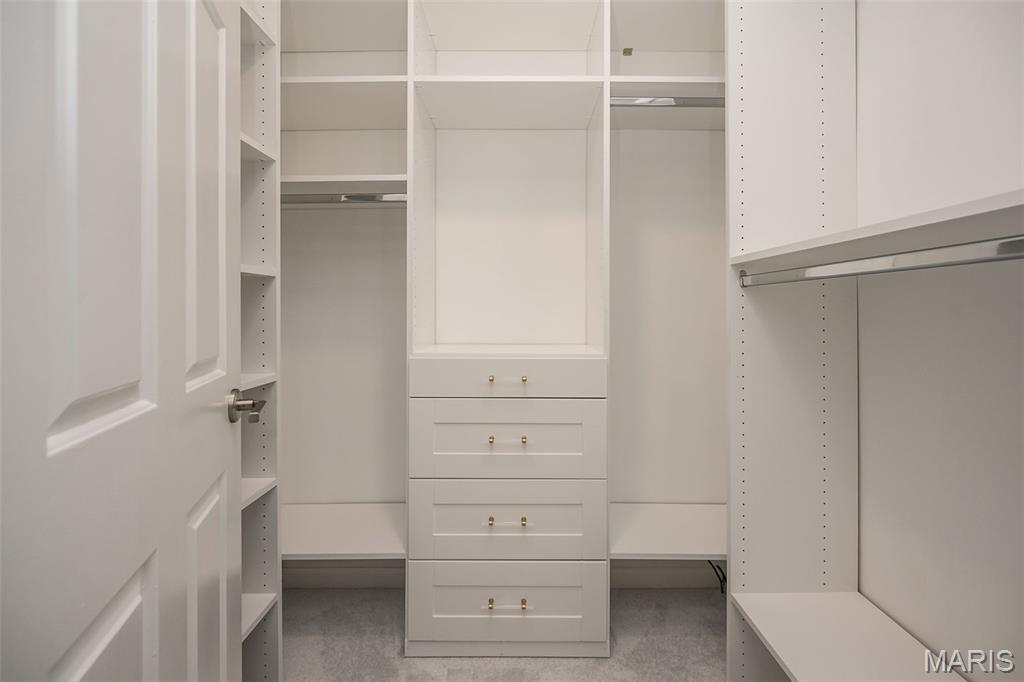 1010 Thoreau Court Unit: 211