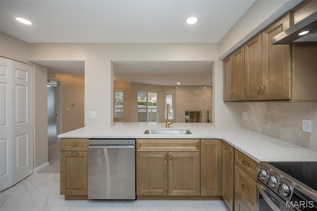 1010 Thoreau Court Unit: 211