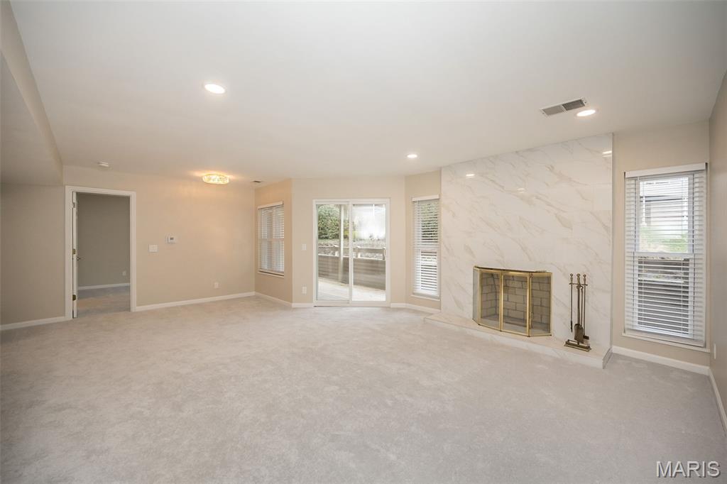 1010 Thoreau Court Unit: 211