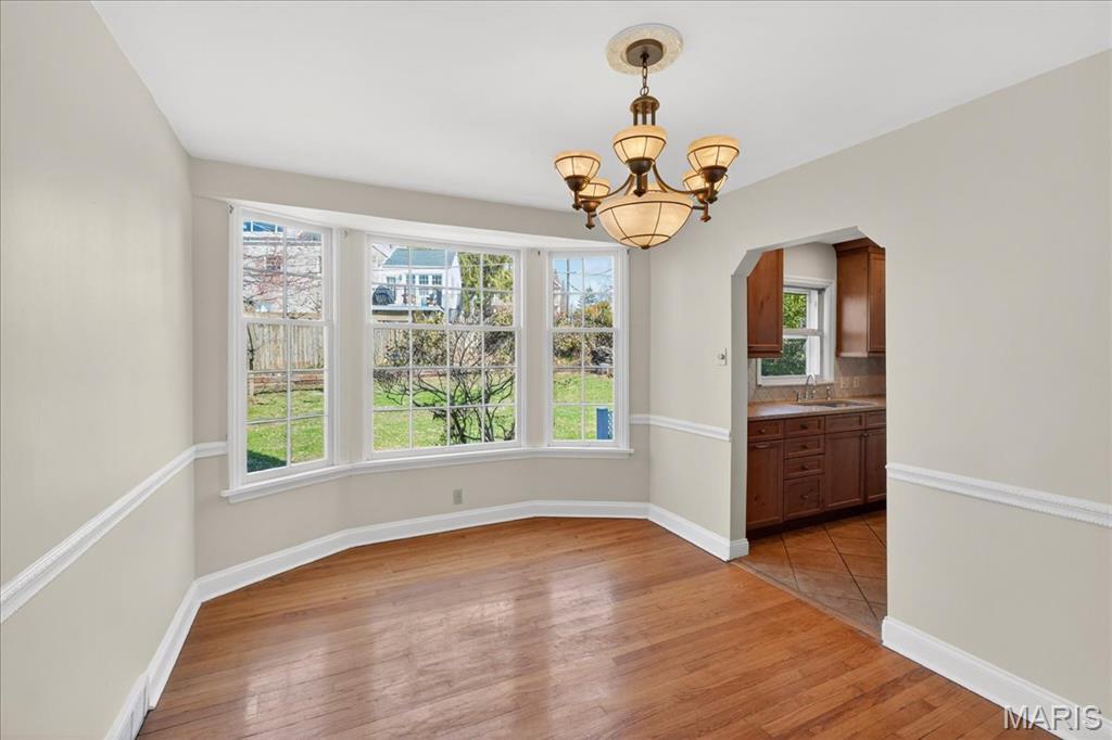 739 Glenvista Place