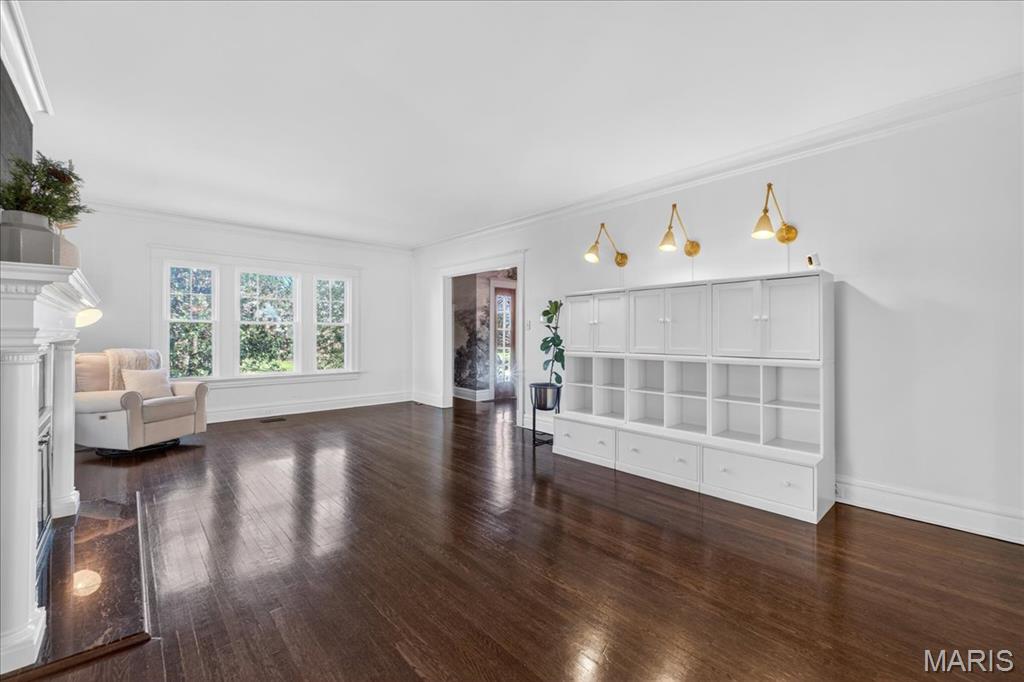 443 Sherwood Drive