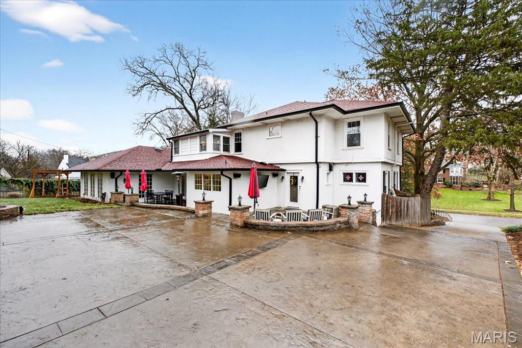 443 Sherwood Drive