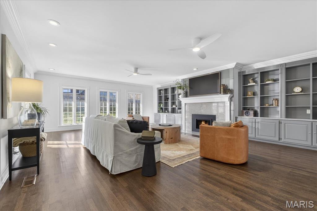 443 Sherwood Drive