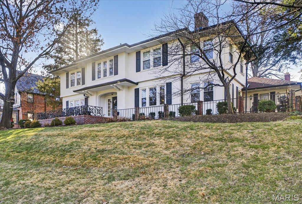 443 Sherwood Drive
