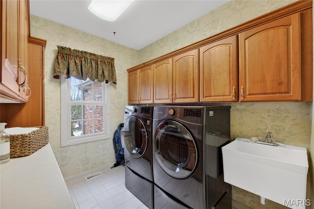 12897 Thornhill Court