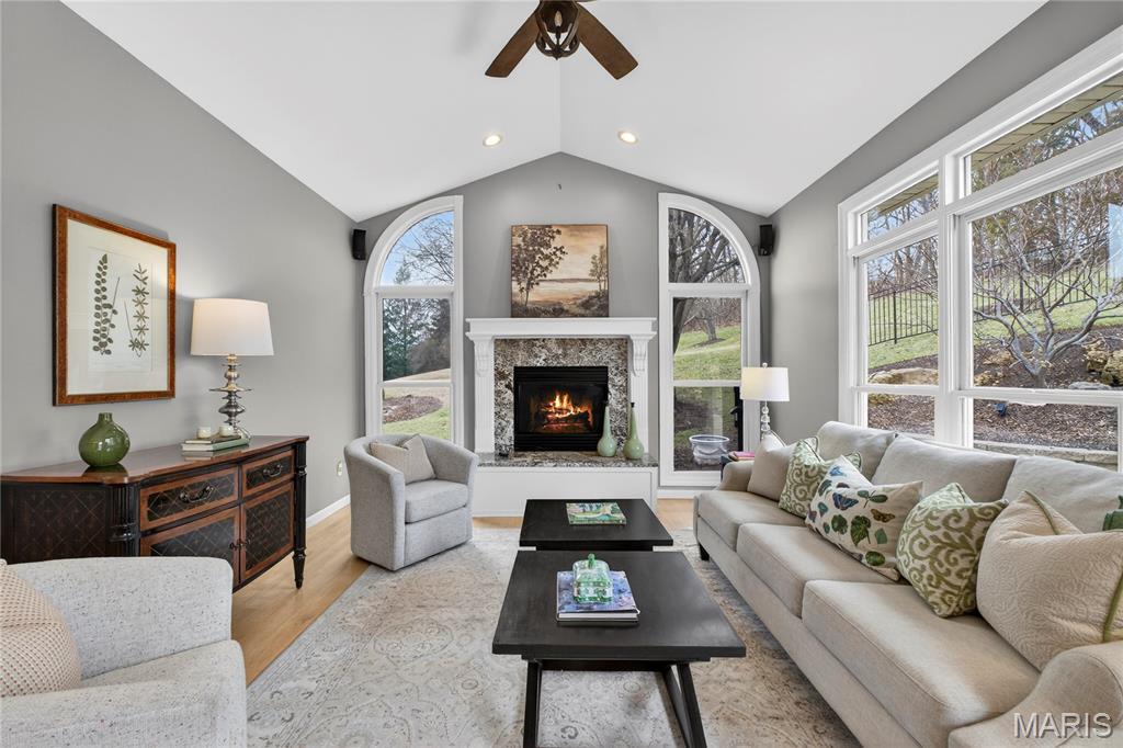 12897 Thornhill Court