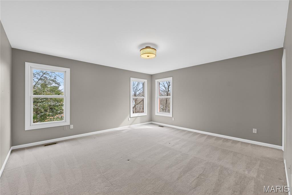 12897 Thornhill Court