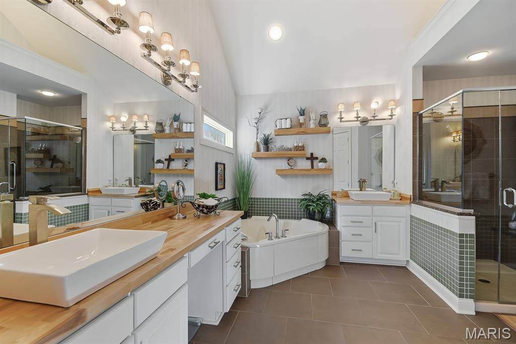 724 Clayton Corners Drive