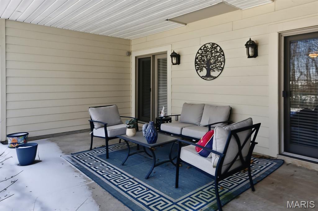 724 Clayton Corners Drive