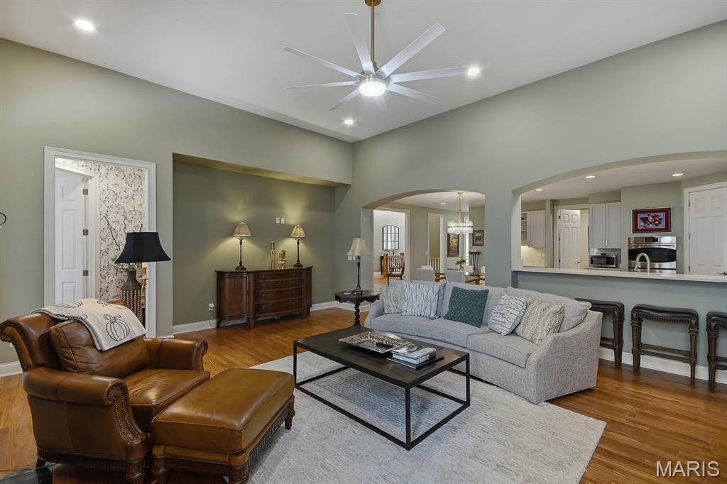 724 Clayton Corners Drive