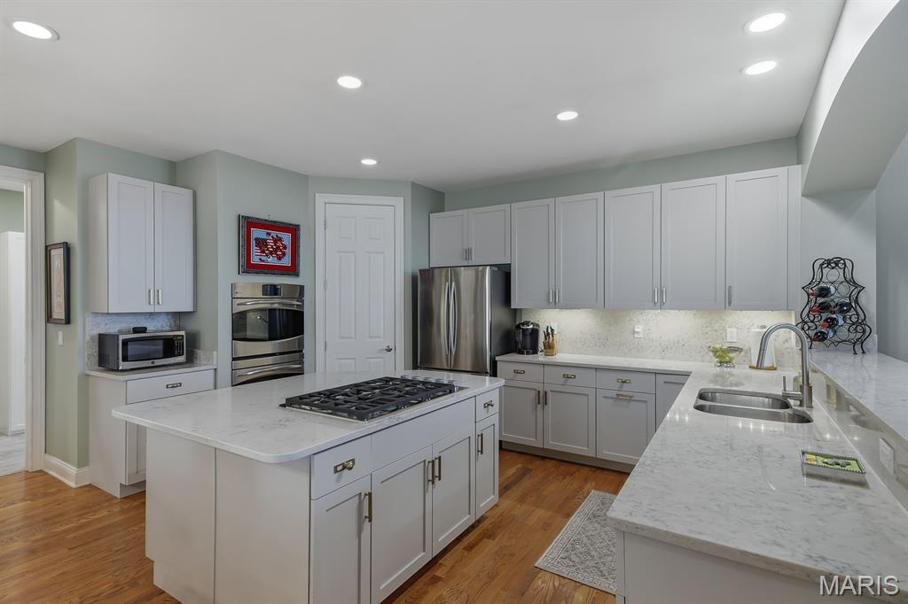 724 Clayton Corners Drive