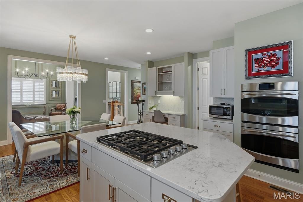 724 Clayton Corners Drive