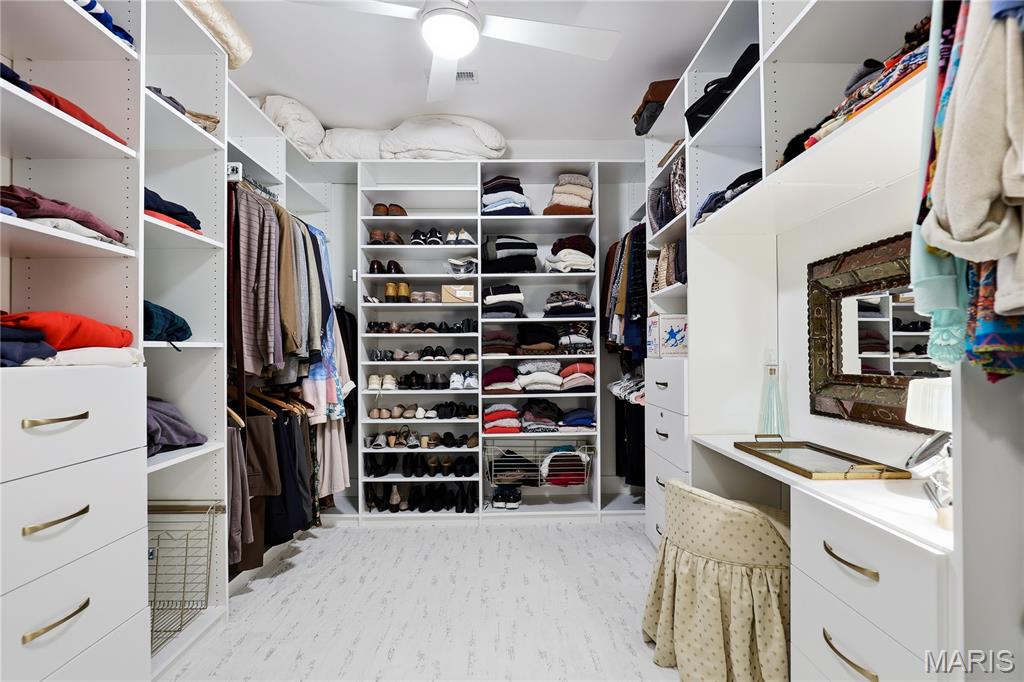 315 N Meramec Avenue Unit: 11