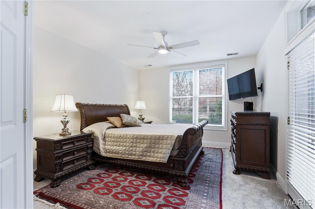 315 N Meramec Avenue Unit: 11