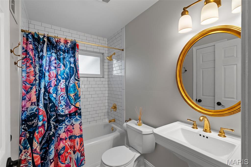 12467 Ballas Meadows Drive