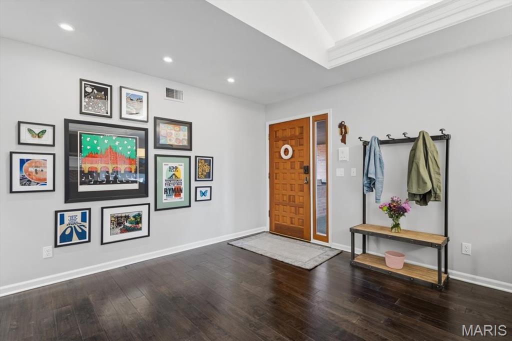 182 N Brentwood Boulevard Unit: 3