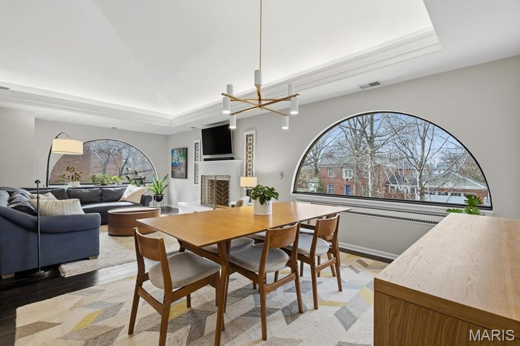 182 N Brentwood Boulevard Unit: 3