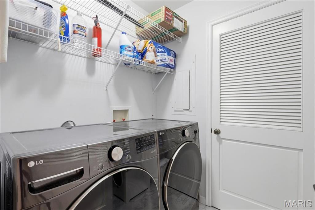 182 N Brentwood Boulevard Unit: 3