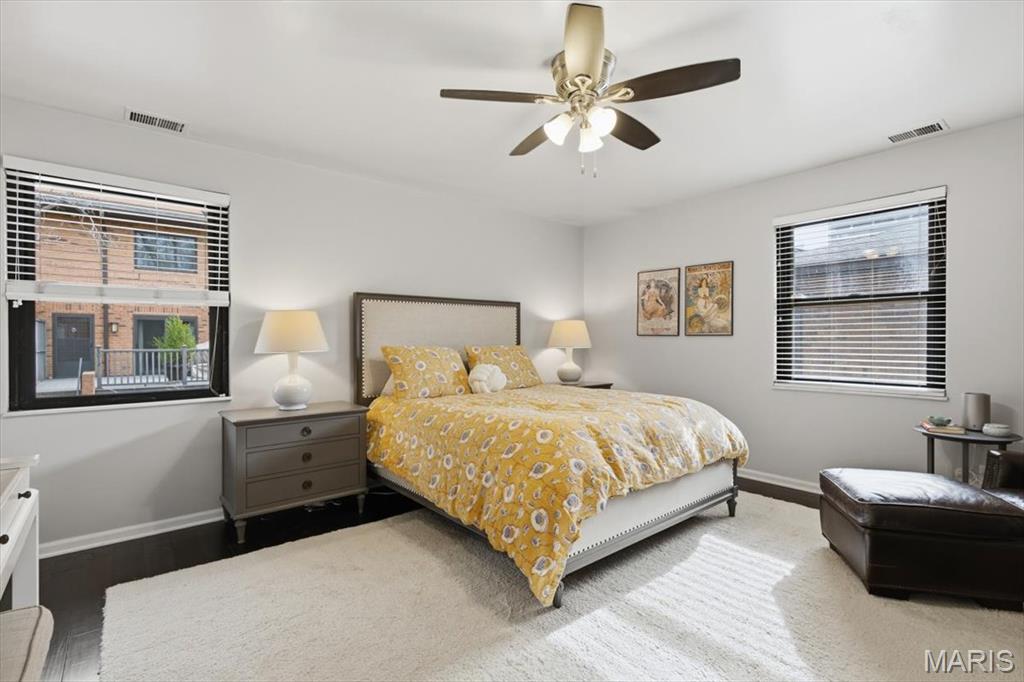 182 N Brentwood Boulevard Unit: 3