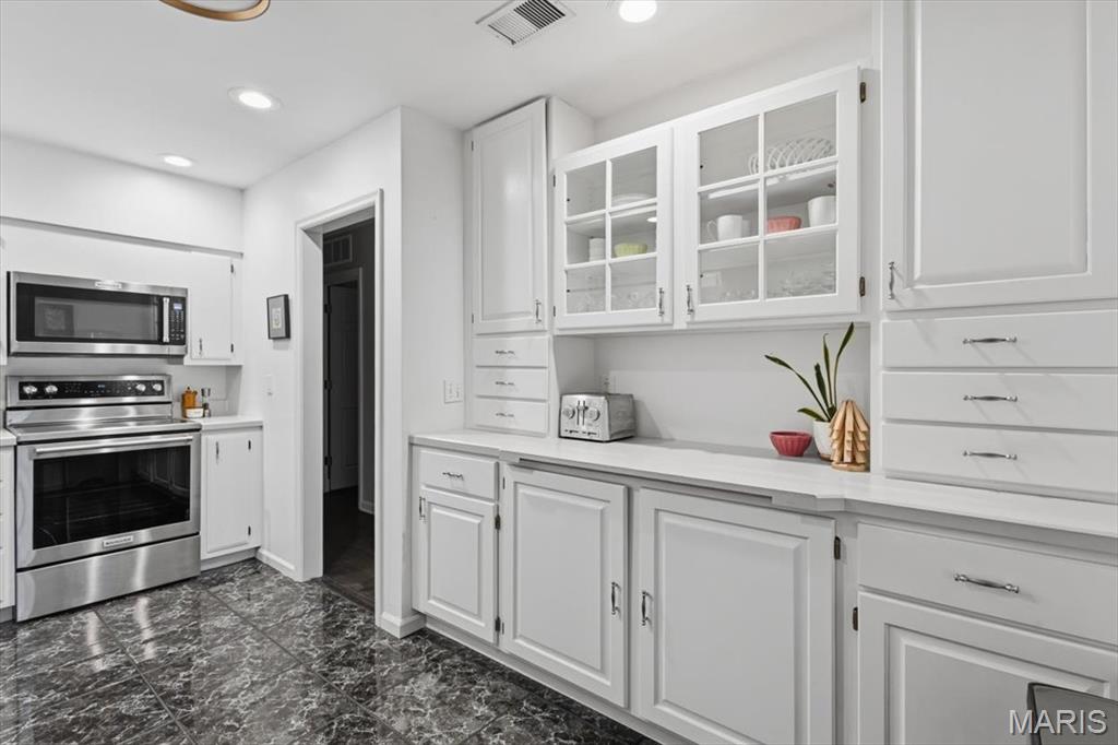 182 N Brentwood Boulevard Unit: 3