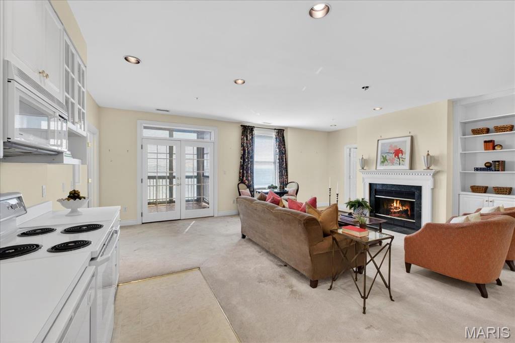 750 S Hanley Road Unit: 54