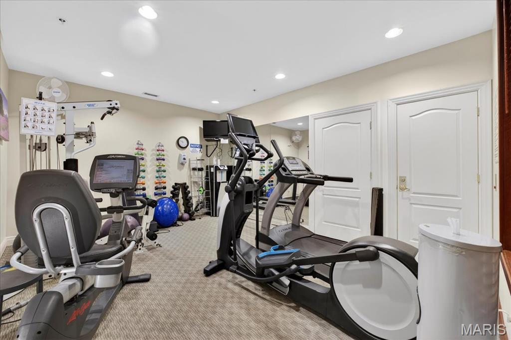 750 S Hanley Road Unit: 54