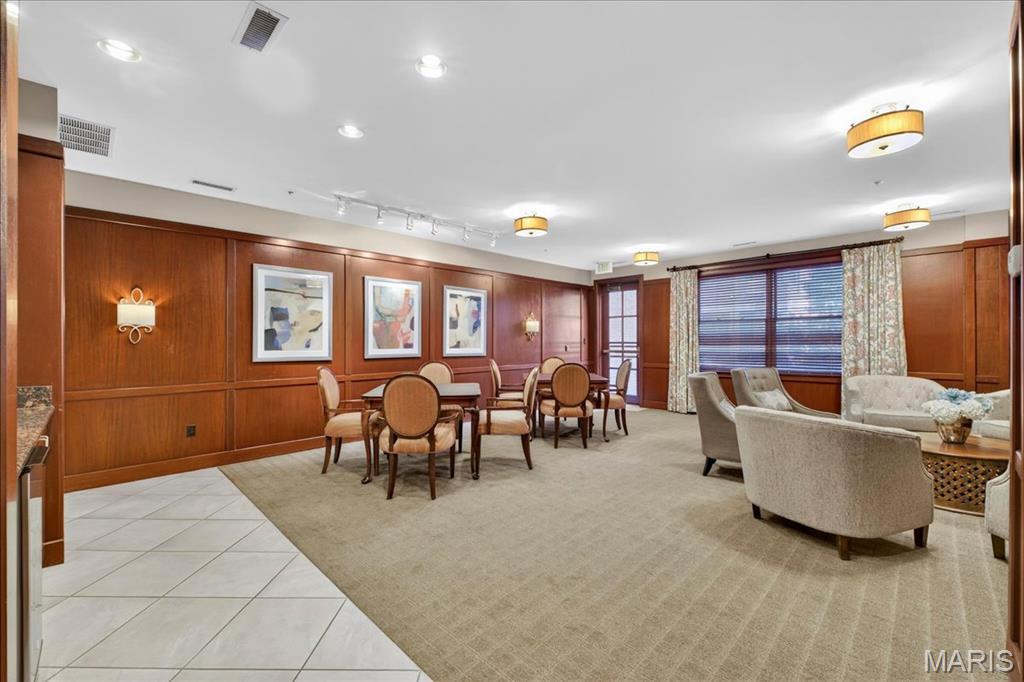 750 S Hanley Road Unit: 54