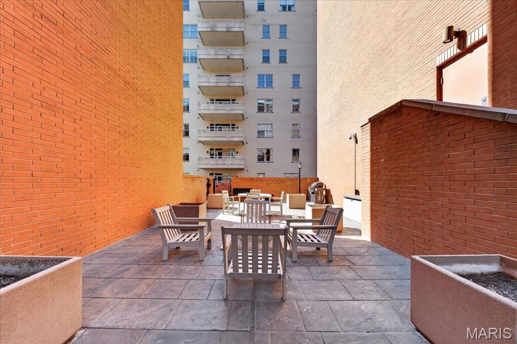 750 S Hanley Road Unit: 54