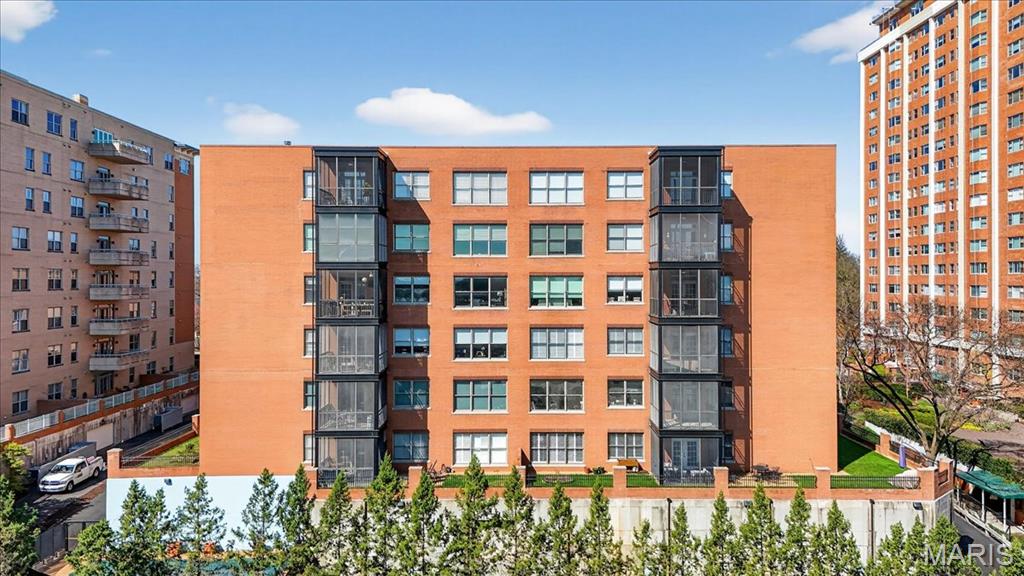 750 S Hanley Road Unit: 54