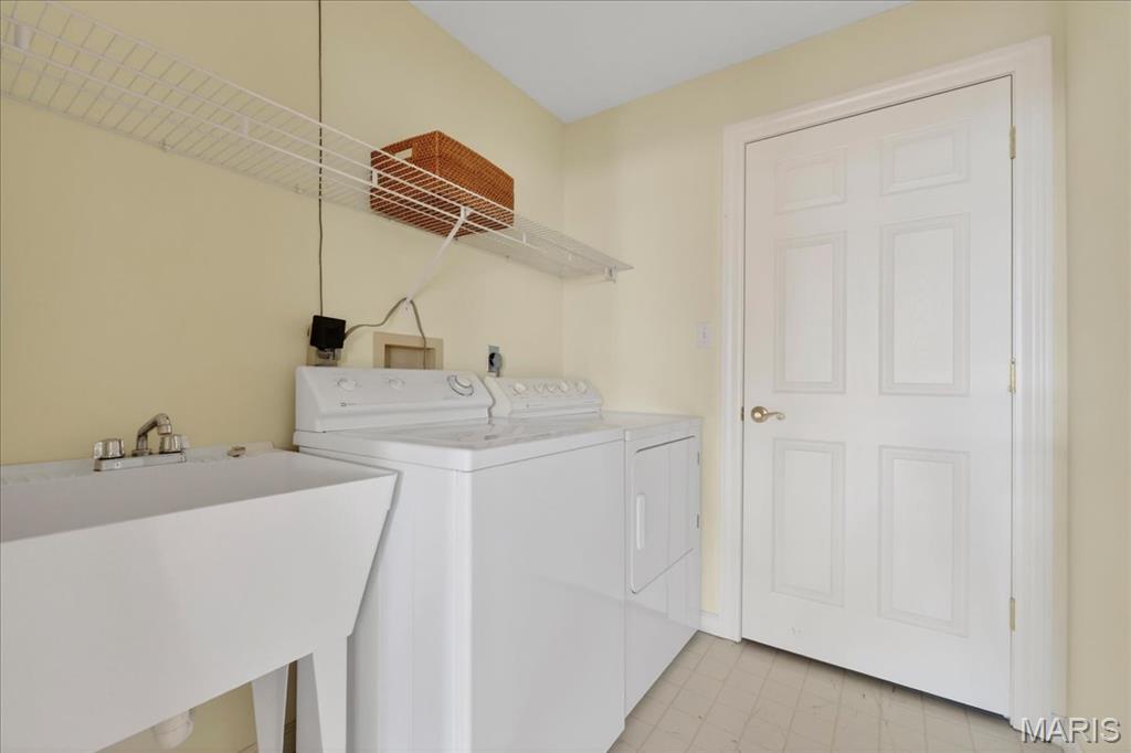 750 S Hanley Road Unit: 54