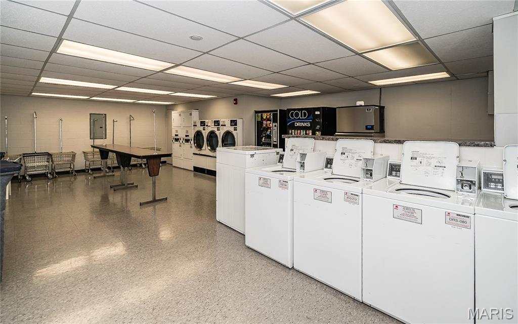 200 S Brentwood Boulevard Unit: 21H