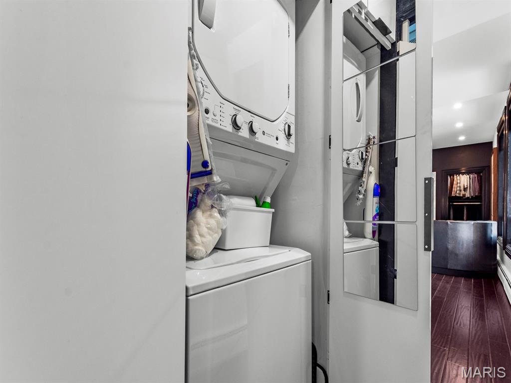 200 S Brentwood Boulevard Unit: 21H