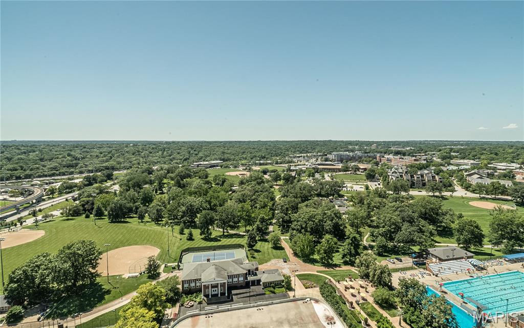 200 S Brentwood Boulevard Unit: 21H