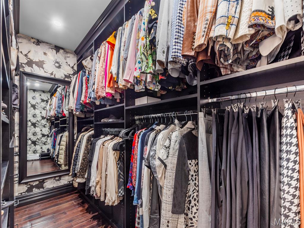 200 S Brentwood Boulevard Unit: 21H