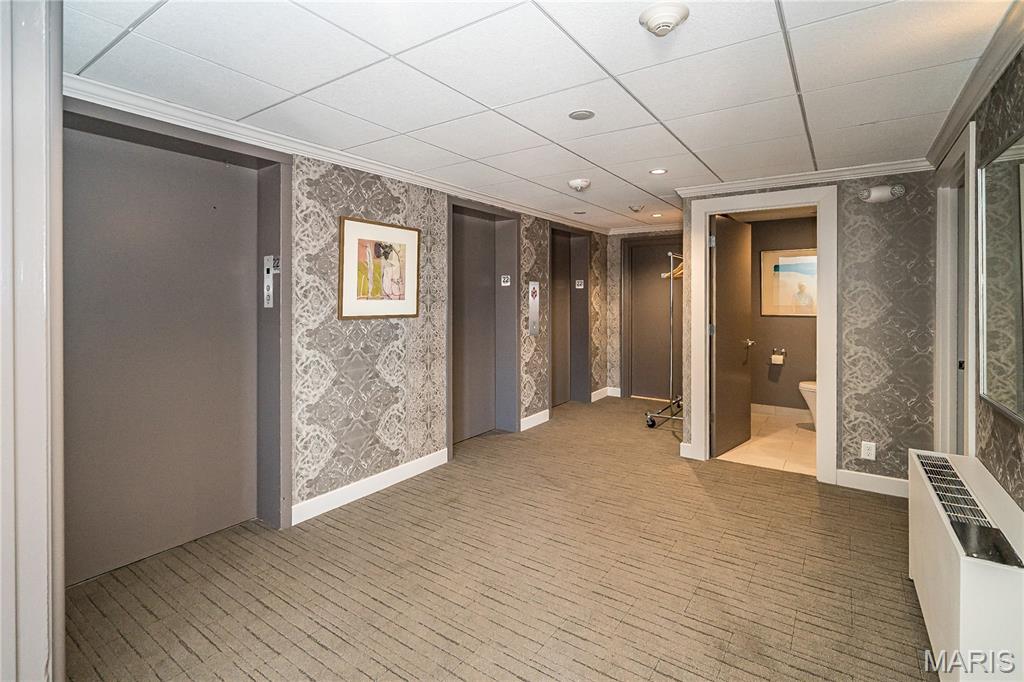 200 S Brentwood Boulevard Unit: 21H