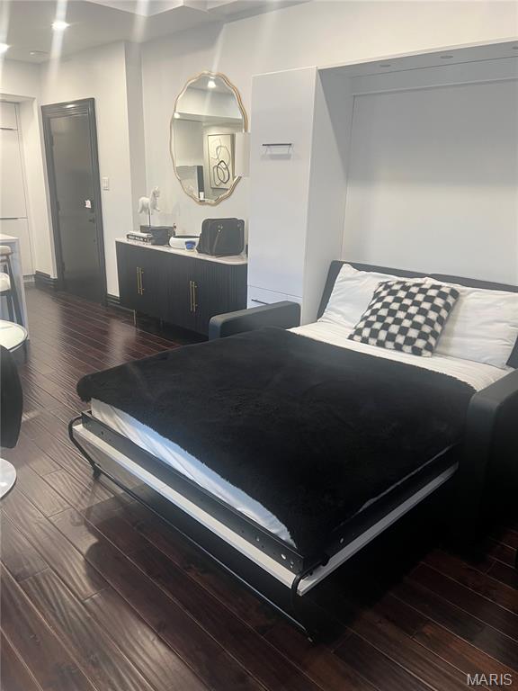 200 S Brentwood Boulevard Unit: 21H