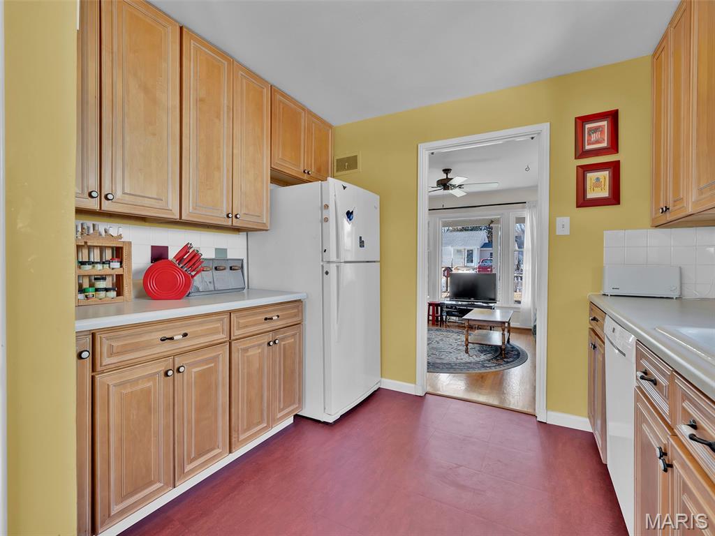 6931 Greenholly Drive