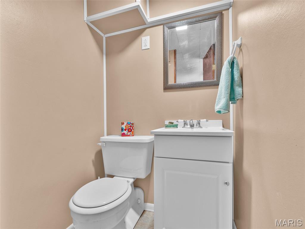 6931 Greenholly Drive