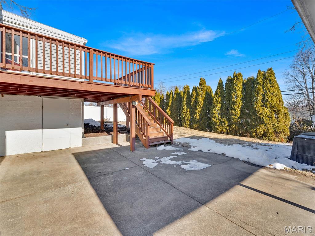 6931 Greenholly Drive