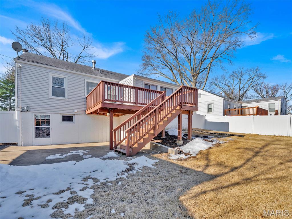 6931 Greenholly Drive