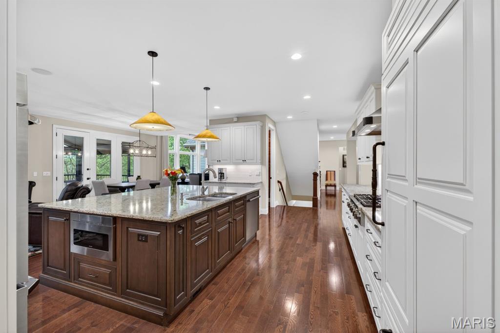 12868 Willow Pond Court